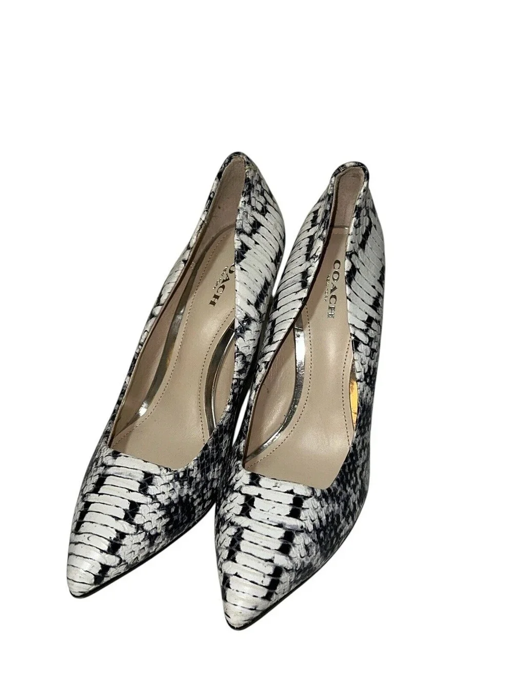Coach Orchard White & Black Snakeskin Size 8 closed toe wedge heels Excellent